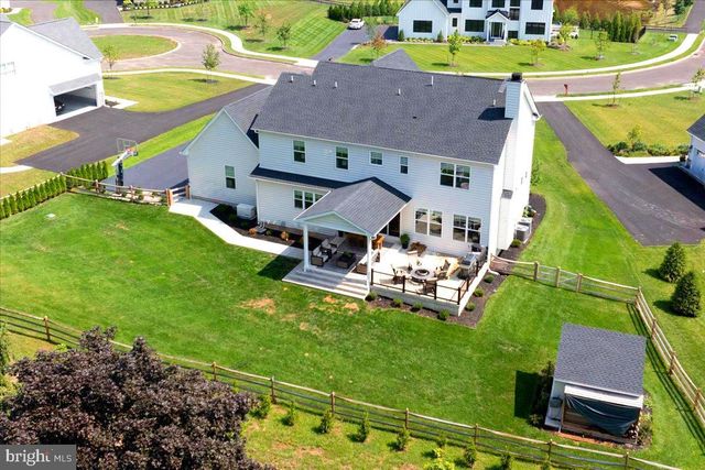 9 FOXTAIL LN, Doylestown, PA 18901