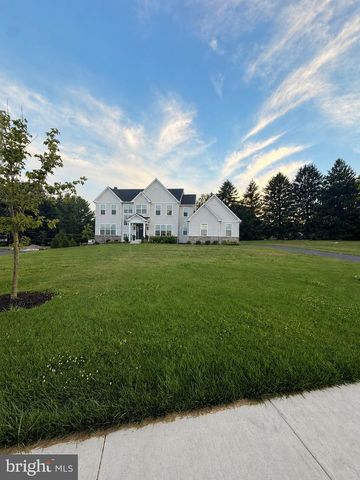 9 FOXTAIL LN, Doylestown, PA 18901