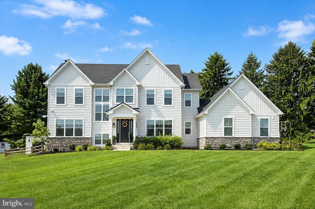 9 FOXTAIL LN, Doylestown, PA 18901