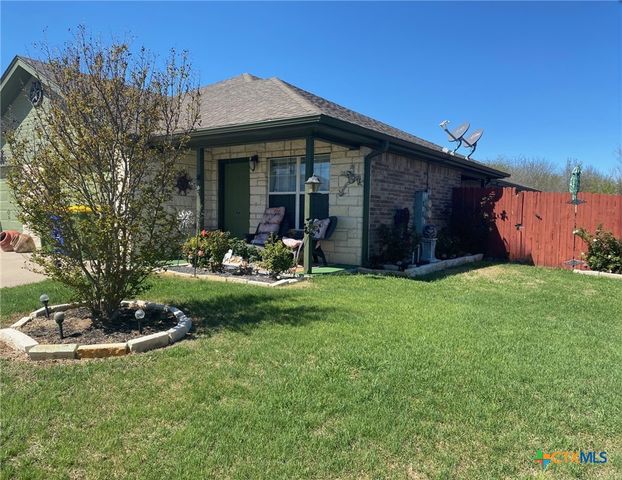 1004 Leah Drive, Troy, TX 76579