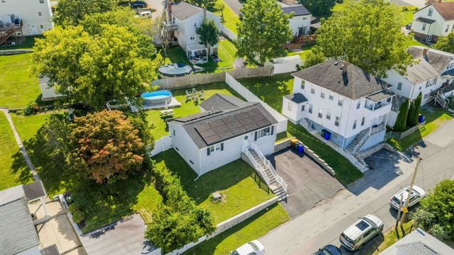 57 Stowe St, Fall River, MA 02720