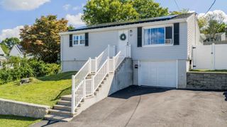 57 Stowe St, Fall River, MA 02720