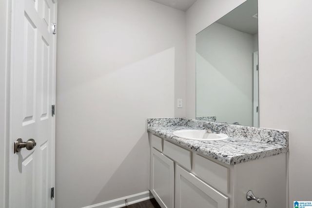 812 CAMDEN LOOP, Calera, AL 35040