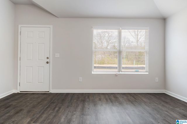812 CAMDEN LOOP, Calera, AL 35040