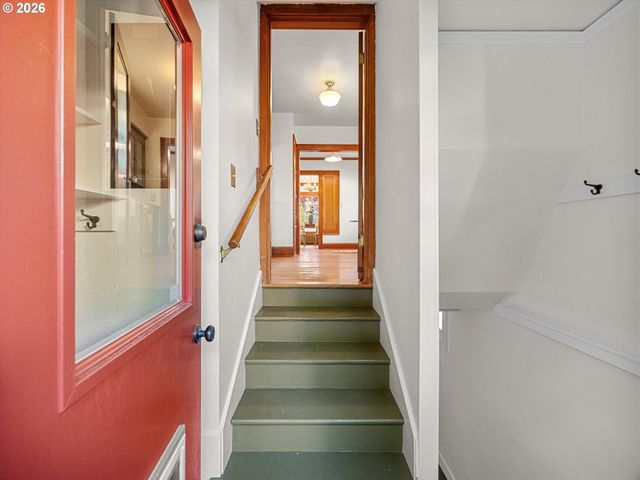 3002 Ne 7TH Ave, Portland, OR 97212