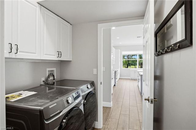 661 Grand Rapids BLVD, Naples, FL 34120