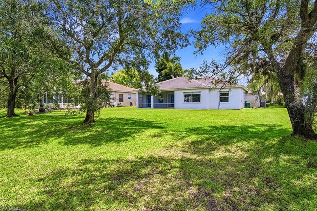 661 Grand Rapids BLVD, Naples, FL 34120