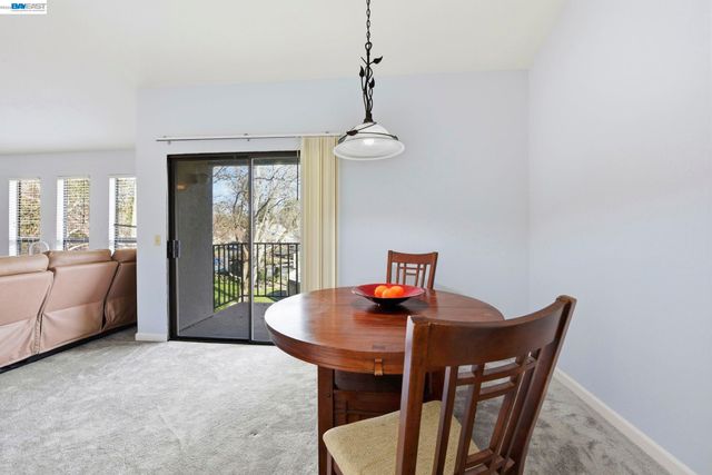 39490 Albany Cmn X, Fremont, CA 94538