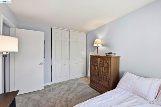 39490 Albany Cmn X, Fremont, CA 94538