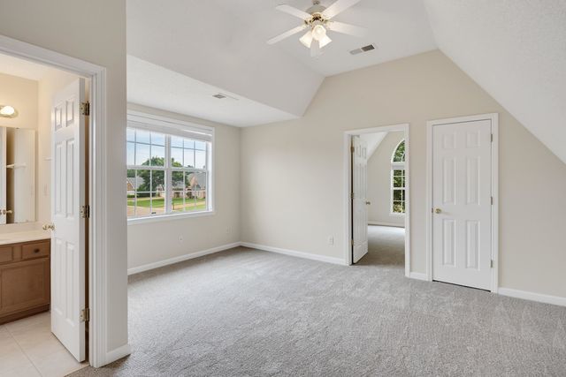 130 LEWIS FAIRWAY CIR, Oakland, TN 38060