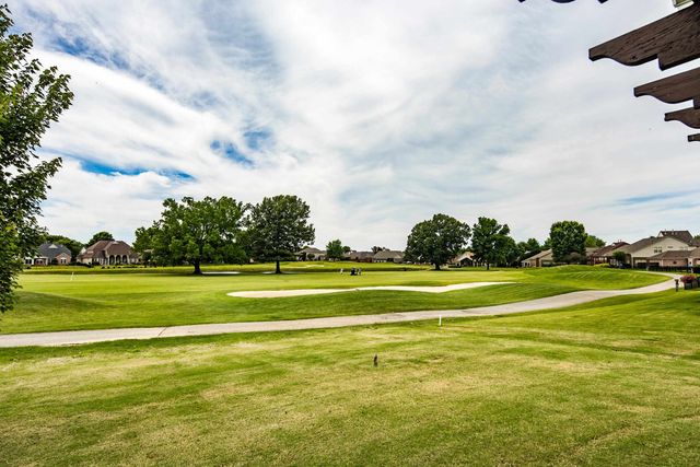 130 LEWIS FAIRWAY CIR, Oakland, TN 38060