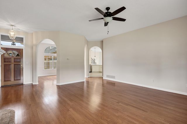 130 LEWIS FAIRWAY CIR, Oakland, TN 38060