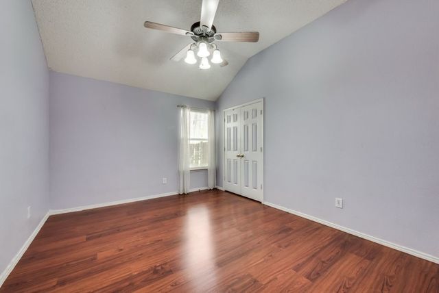 325 Crestview Drive, Arlington, TX 76018