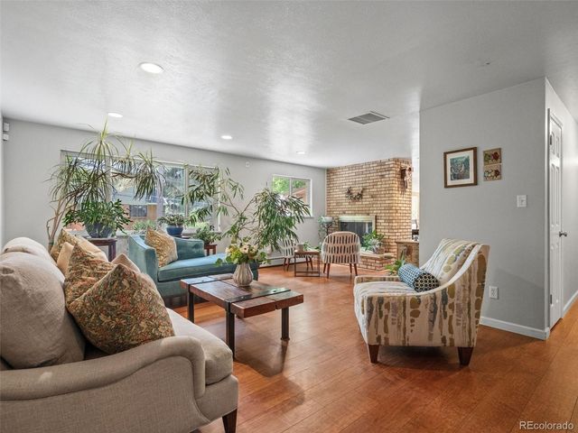 298 E 12th Avenue, Broomfield, CO 80020