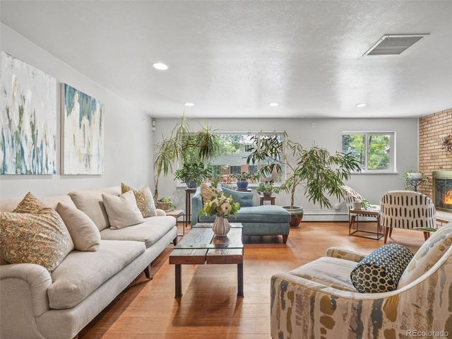 298 E 12th Avenue, Broomfield, CO 80020