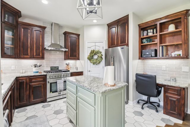 6500 Arcola Court, Granbury, TX 76049