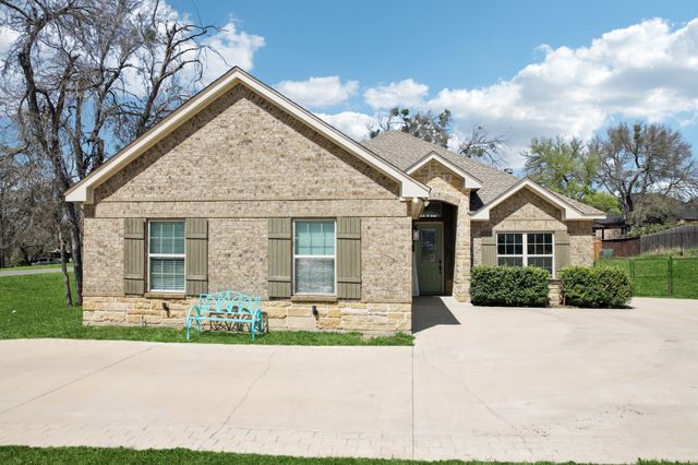 6500 Arcola Court, Granbury, TX 76049
