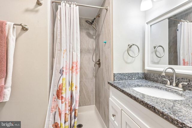 19 ESTATE RD, Lumberton, NJ 08048