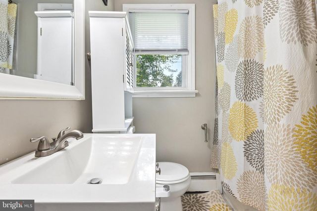 19 ESTATE RD, Lumberton, NJ 08048