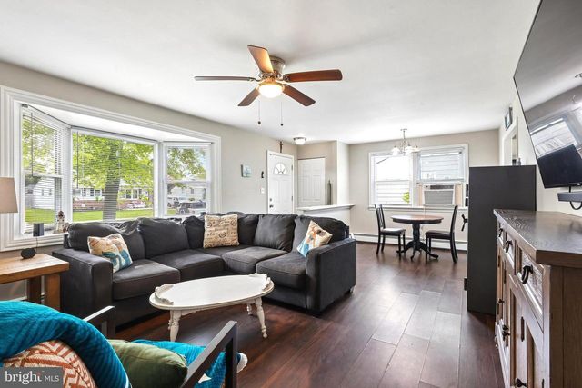 19 ESTATE RD, Lumberton, NJ 08048
