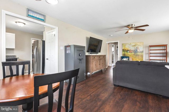 19 ESTATE RD, Lumberton, NJ 08048