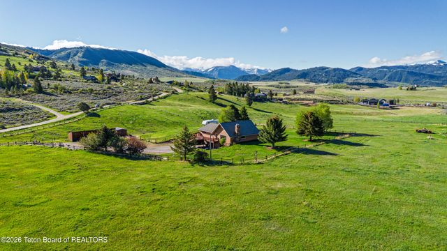 2050 E SNOWBERRY Road, Jackson, WY 83001