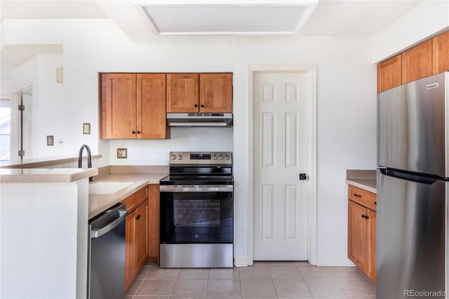 886 S Reed Court H, Lakewood, CO 80226