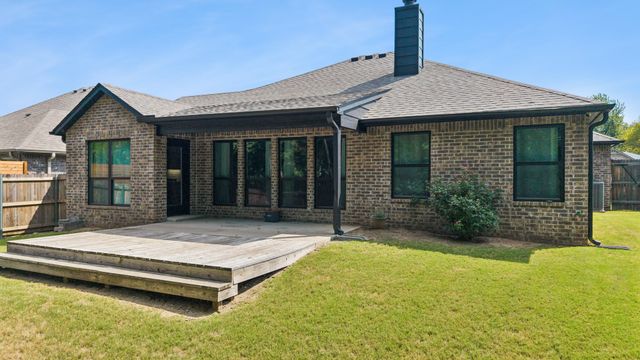 5330 Skylane Drive, Sand Springs, OK 74063