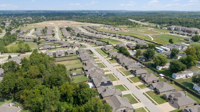 5330 Skylane Drive, Sand Springs, OK 74063