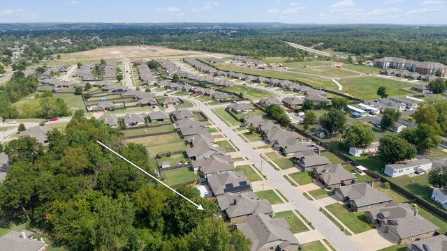 5330 Skylane Drive, Sand Springs, OK 74063
