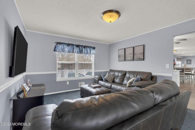 93 W Shenendoah Road, Howell, NJ 07731