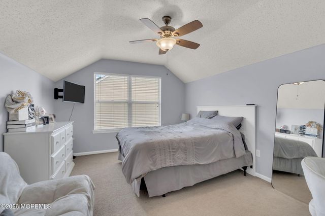 93 W Shenendoah Road, Howell, NJ 07731