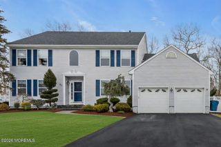 93 W Shenendoah Road, Howell, NJ 07731