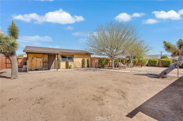 20936 Wigwam Street, Apple Valley, CA 92307