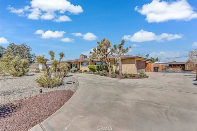 20936 Wigwam Street, Apple Valley, CA 92307