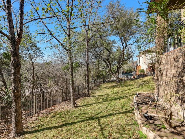 201 Bellagio DR, Austin, TX 78734