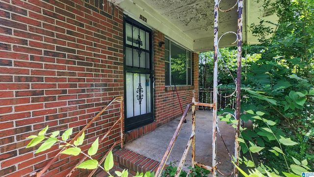 522 64TH STREET, Fairfield, AL 35064