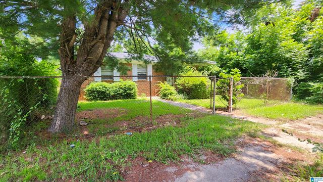 522 64TH STREET, Fairfield, AL 35064