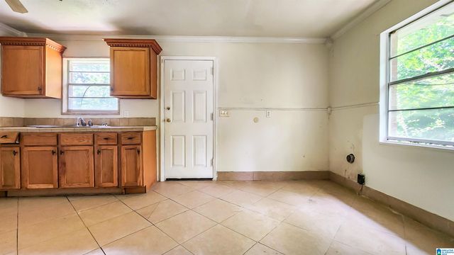 522 64TH STREET, Fairfield, AL 35064