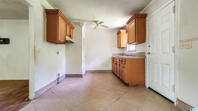 522 64TH STREET, Fairfield, AL 35064