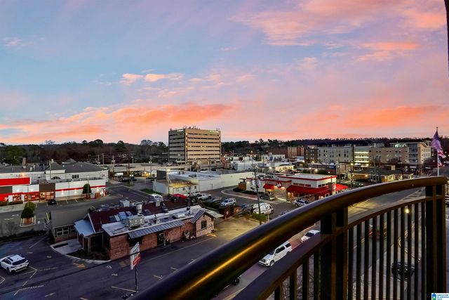 1831 28th Ave S Apt 470, Homewood, AL 35209