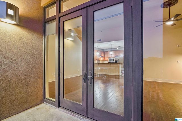 1831 28th Ave S Apt 470, Homewood, AL 35209