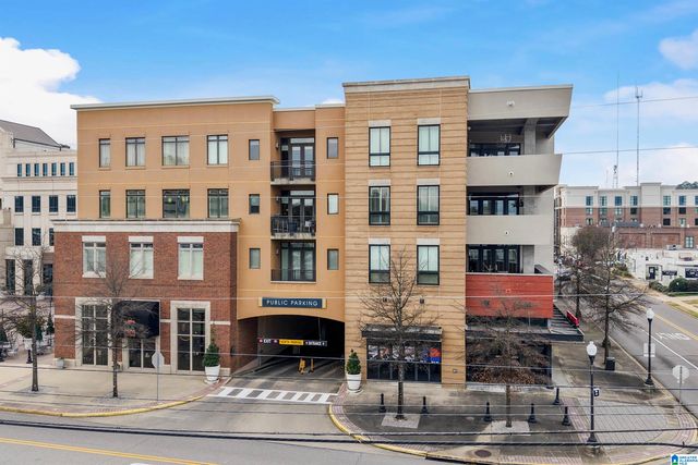 1831 28th Ave S Apt 470, Homewood, AL 35209