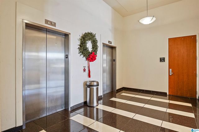 1831 28th Ave S Apt 470, Homewood, AL 35209