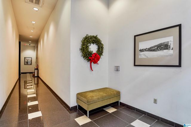 1831 28th Ave S Apt 470, Homewood, AL 35209