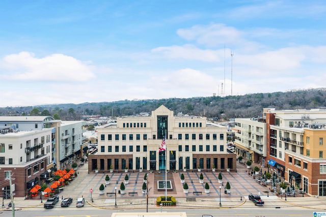 1831 28th Ave S Apt 470, Homewood, AL 35209