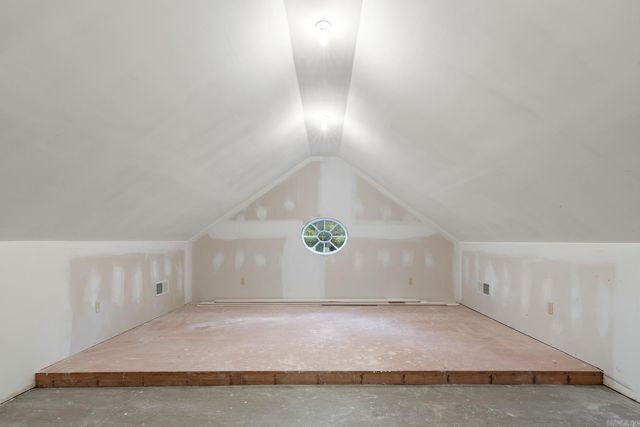 1 Meriwether Pond, Harrison, AR 72601