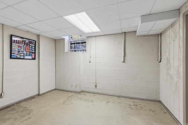 1 Meriwether Pond, Harrison, AR 72601