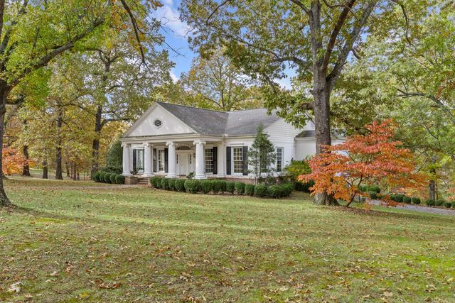 1 Meriwether Pond, Harrison, AR 72601