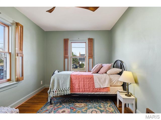 1057 Rockman Place, Rock Hill, MO 63119